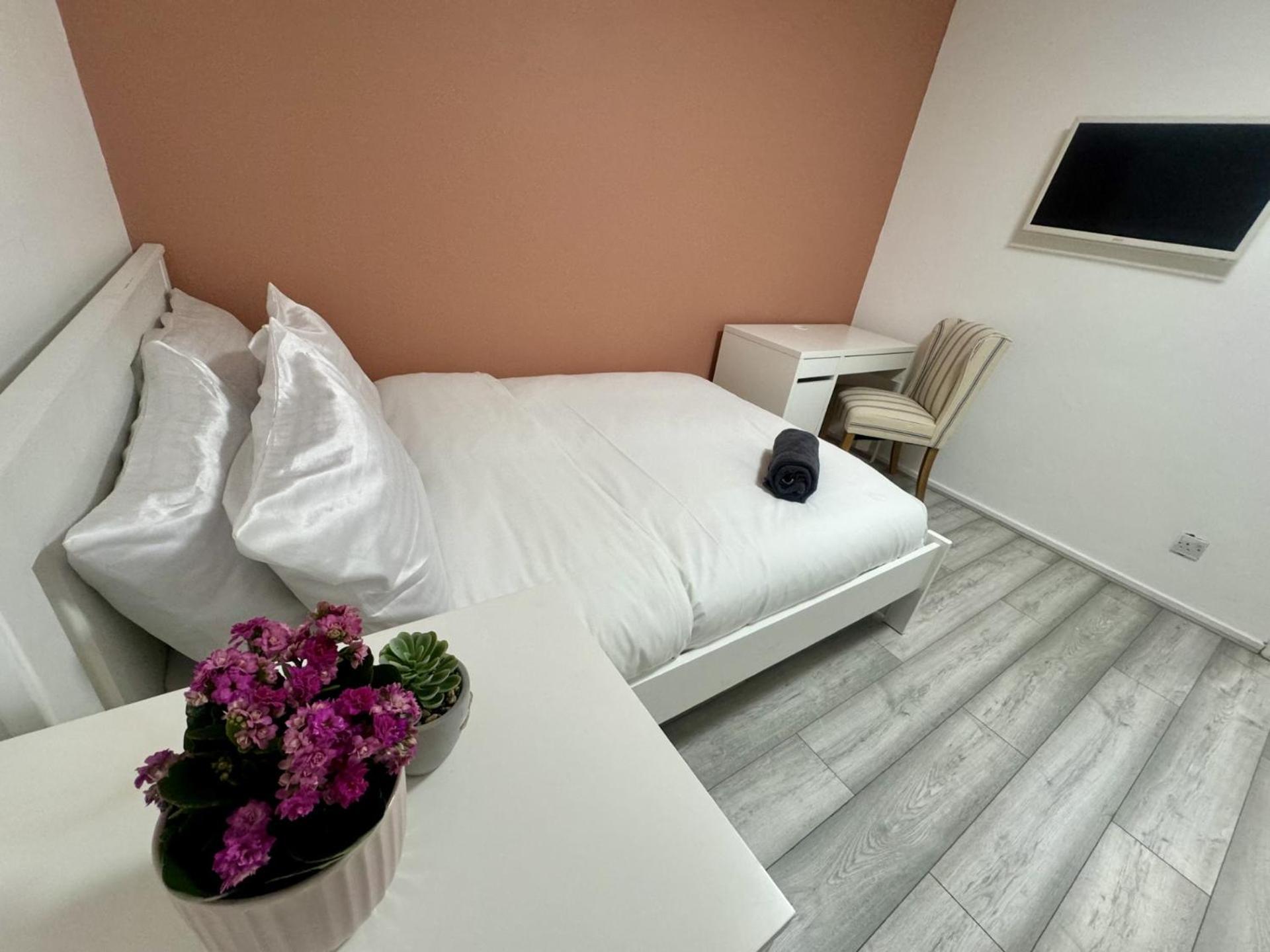 Tottenham Velvet Suites London Exterior foto