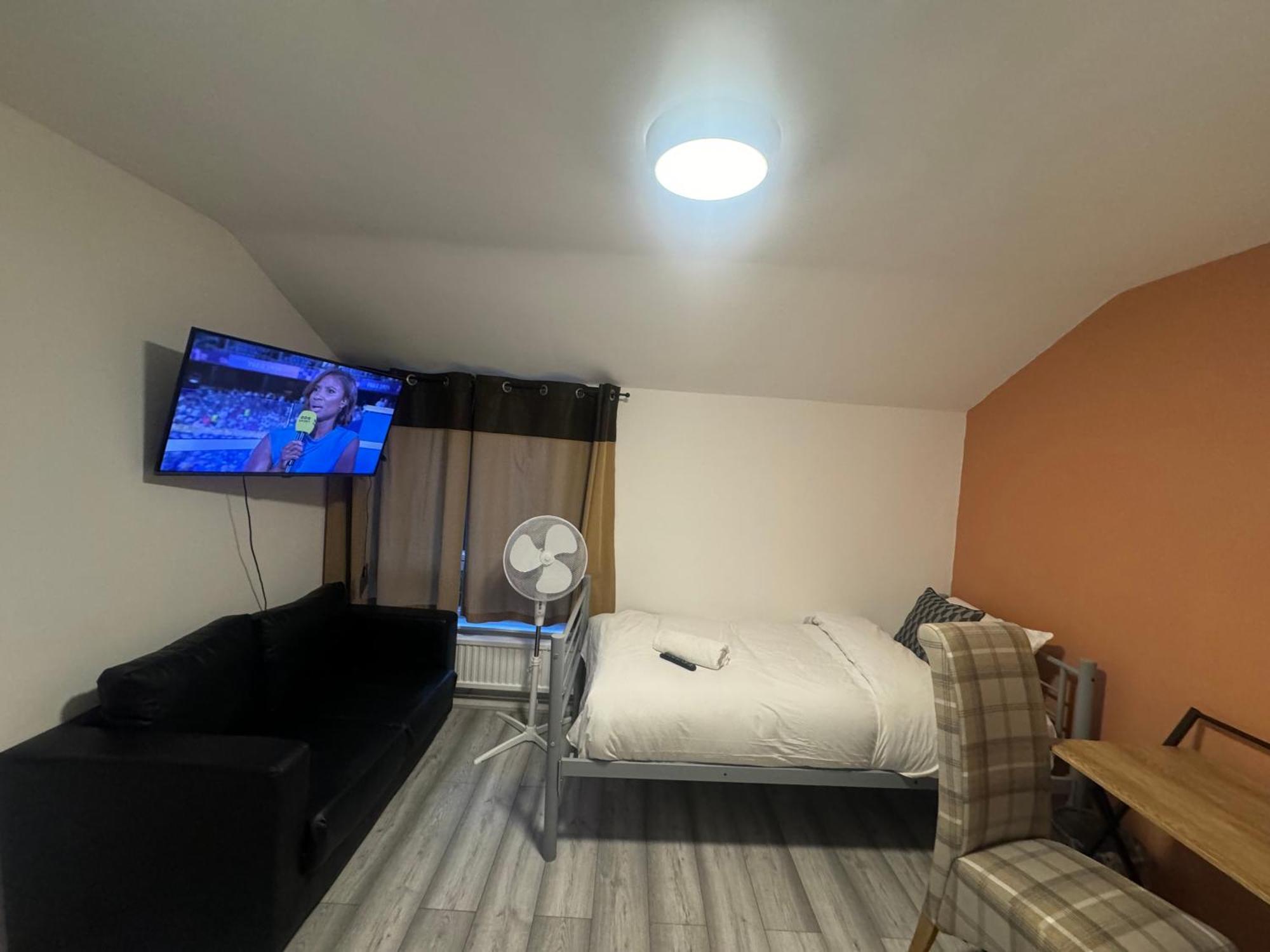 Tottenham Velvet Suites London Exterior foto